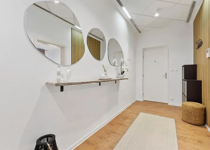 Luxe Living At Old Town Center Apartament Bratislava