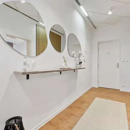 Luxe Living At Old Town Center アパート ブラチスラヴァ